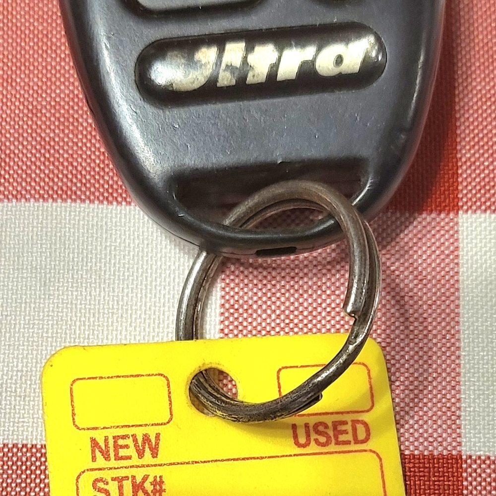 Ultra Black Key Fob 01 Hyundai Sante Fe